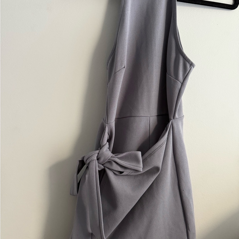Elegant Gray Sleeveless Dress